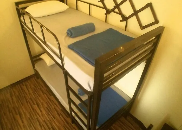 Hostel Yha Downtown @ Station S3 Bangkok