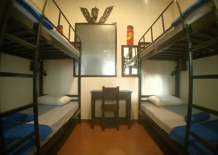 Yha Downtown @ Station S3 Hostel