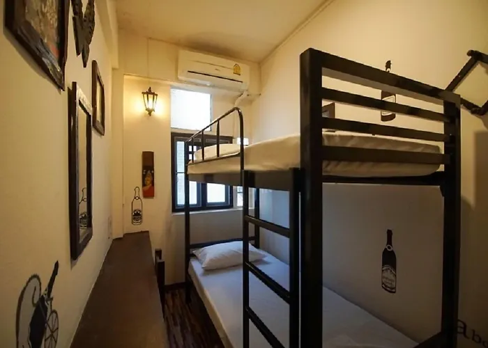 Hostel Yha Downtown @ Station S3