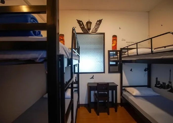 Yha Downtown @ Station S3 Hostel