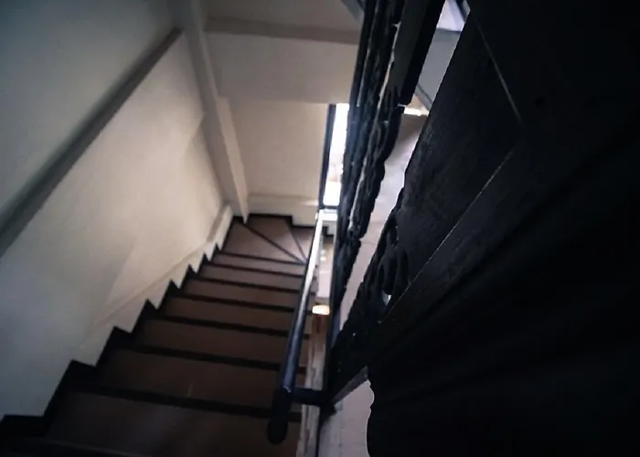 Hostel Yha Downtown @ Station S3 *