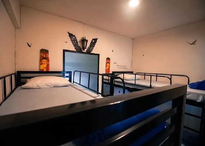 Hostel Yha Downtown @ Station S3 *
