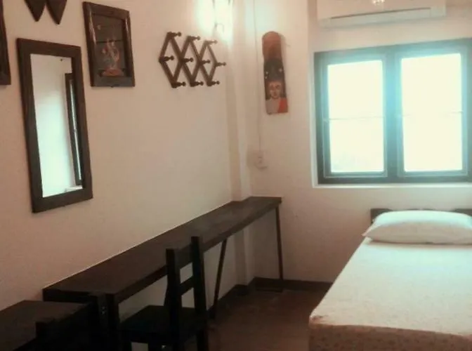 Hostel Yha Downtown @ Station S3 *